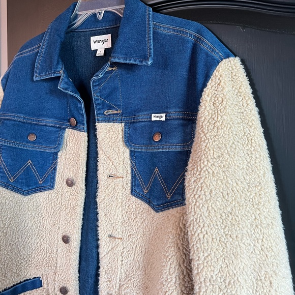 Wrangler Other - Wrangler Sherpa/Jean jacket